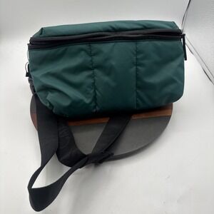 Calpak Belt Bag Forest Green Travel Bag NWOT Gorpcore Hiking Walking Touring